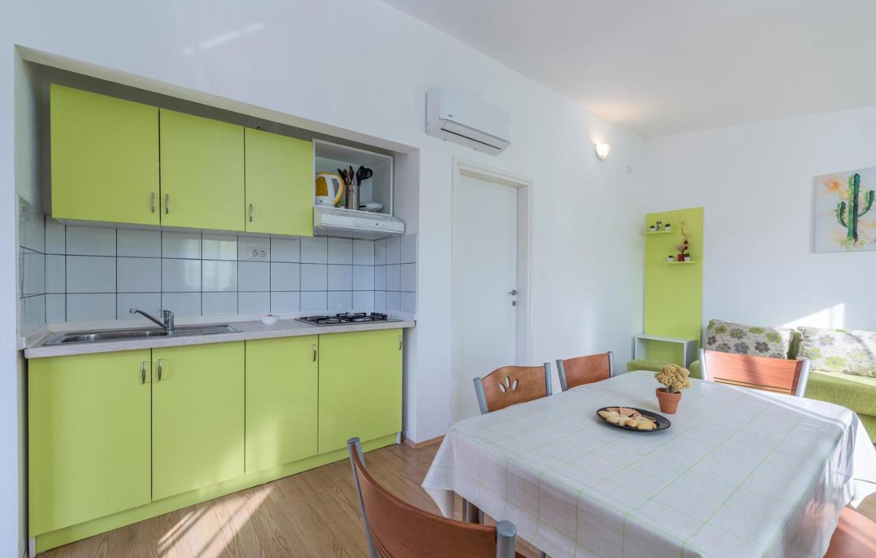 Holiday Park Village Jelovci Kringa Bagian luar foto